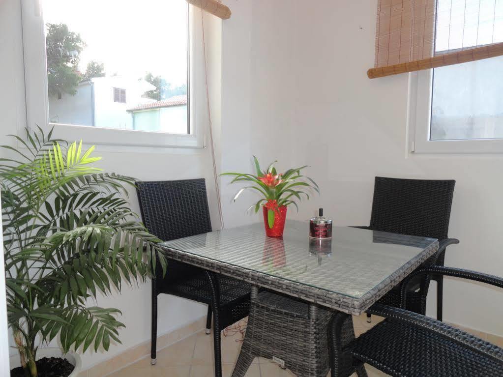 Apartments Anica & Gabriela Makarska Bagian luar foto